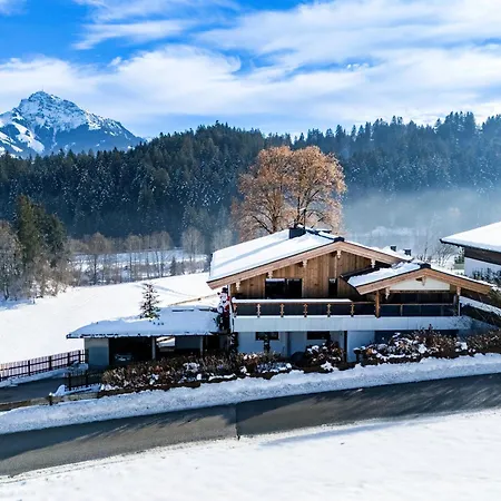 Haus Huettenberger Sanja شقة *